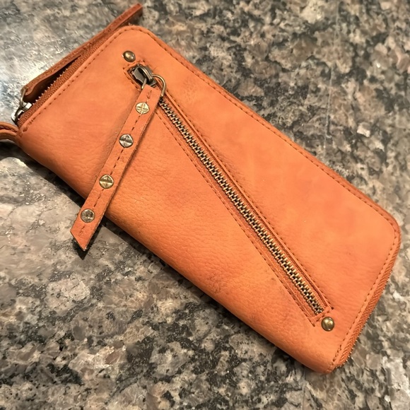 Free people brown wallet - Picture 2 of 8
